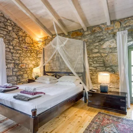 Menta 1 - Indigenous Stone House By Guide * Malinska