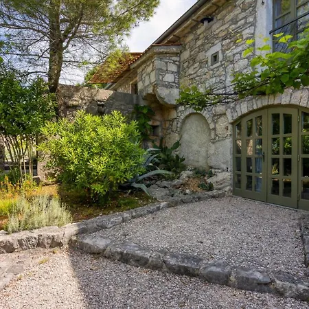 Menta 1 - Indigenous Stone House By Guide Malinska
