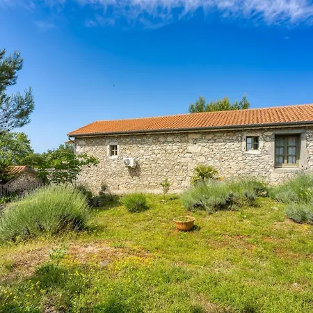 Menta 1 - Indigenous Stone House By Guide *