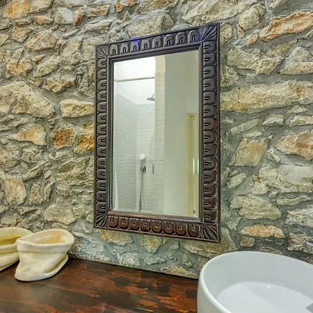 Menta 1 - Indigenous Stone House By Guide * Malinska