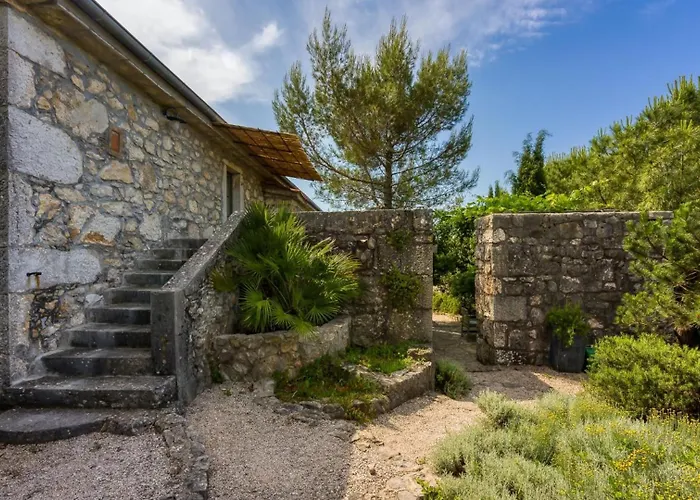 Menta 1 - Indigenous Stone House By Guide Malinska