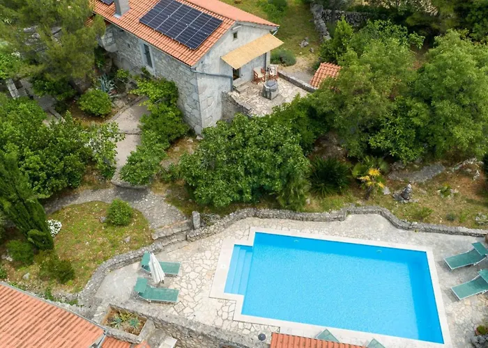 Villa Menta 1 - Indigenous Stone House By Guide Malinska