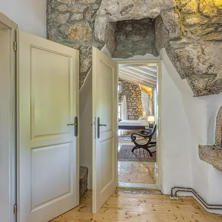 Menta 1 - Indigenous Stone House By Guide 빌라 *